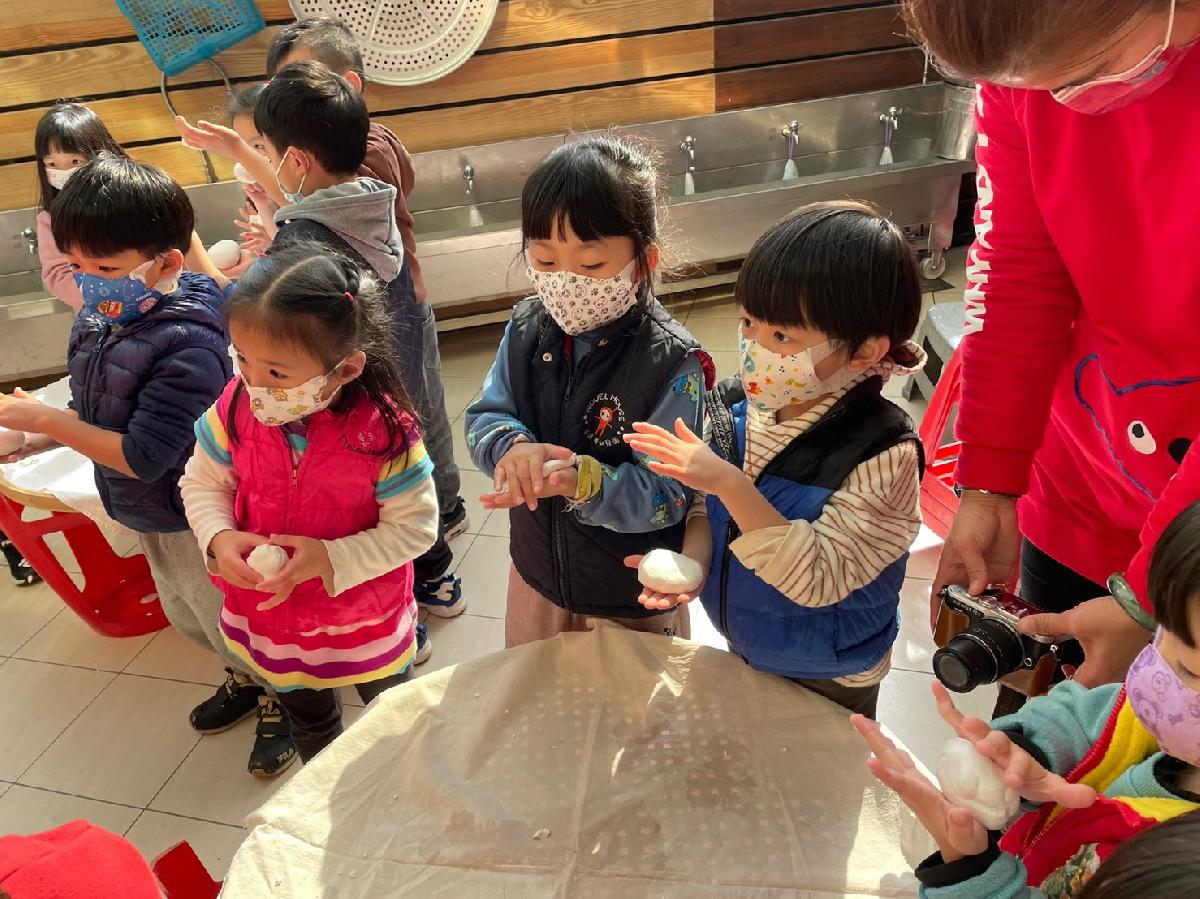 line_album_111-1-19新奇屋20週年活動_220119_191 line_album_111-1-19新奇屋20週年活動_220119_191
