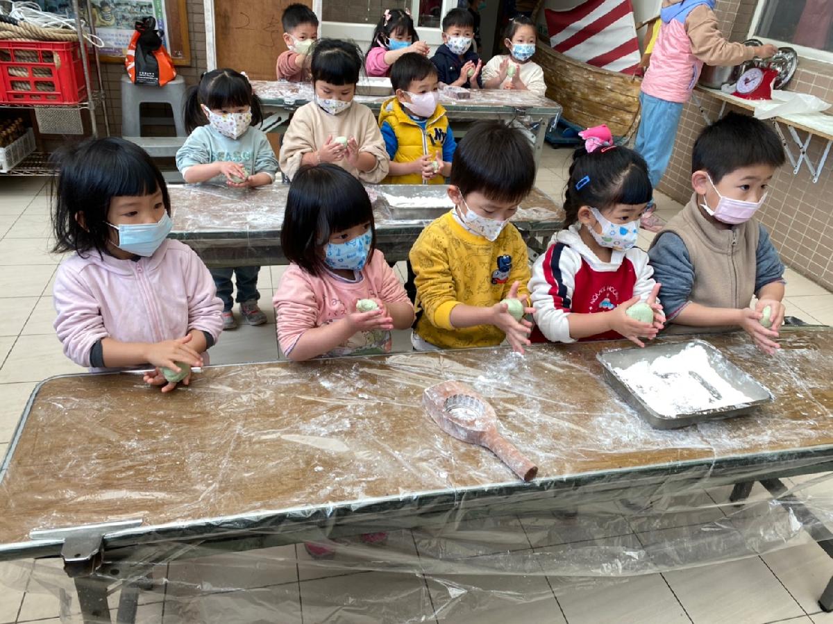 line_album_蟻粄_220401_0 line_album_蟻粄_220401_0