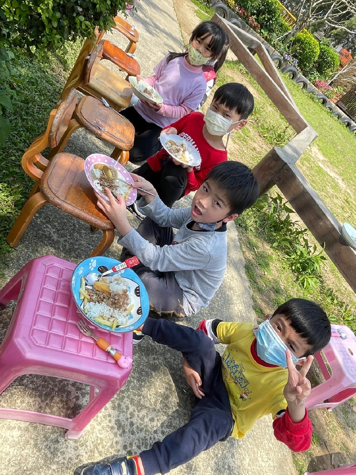 line_album_111-4-6兒童節大餐_220406_29 line_album_111-4-6兒童節大餐_220406_29