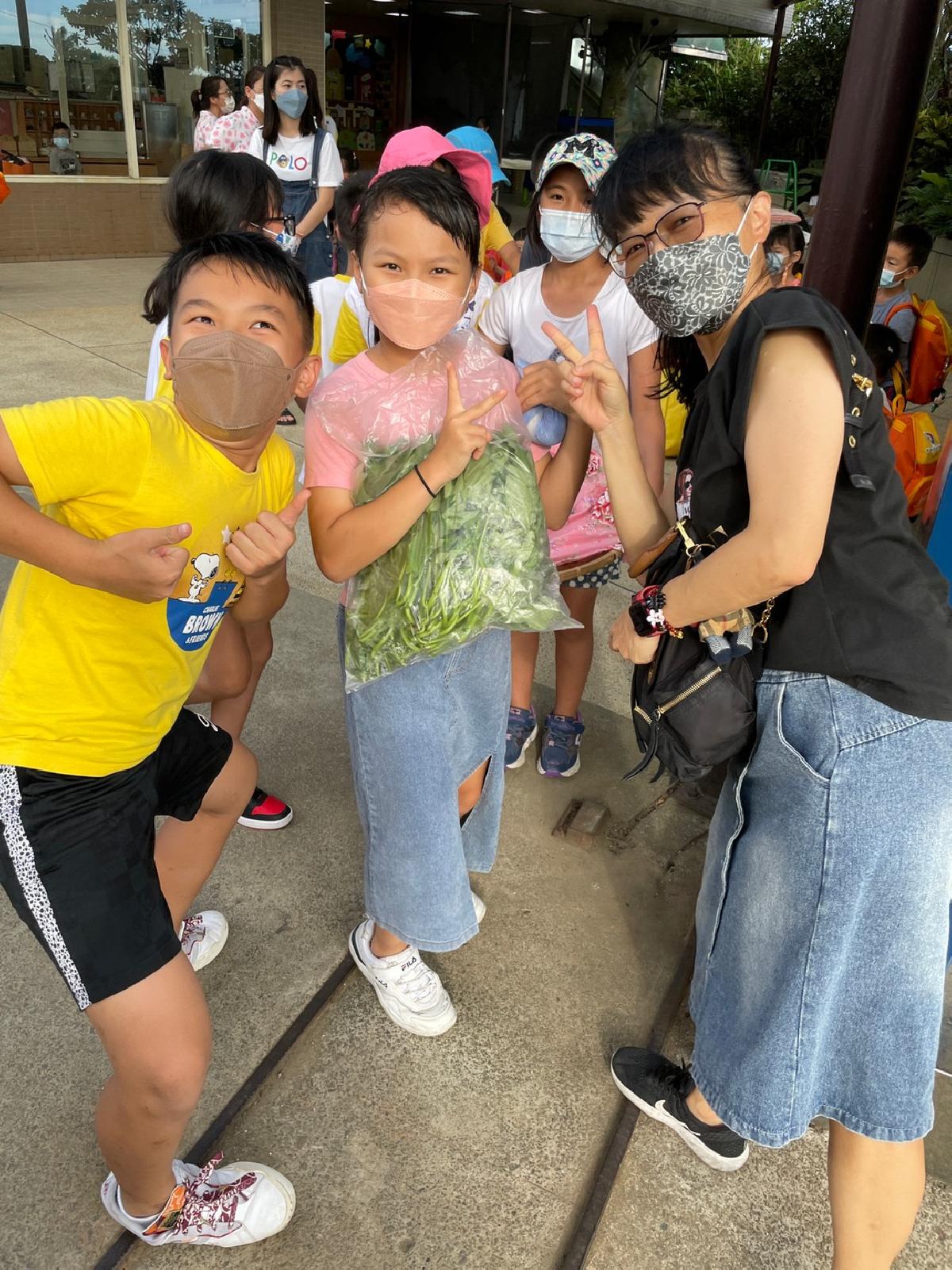 line_album_220827_43 line_album_220827_43