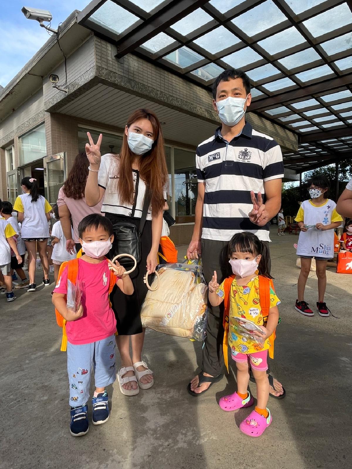 line_album_220827_60 line_album_220827_60