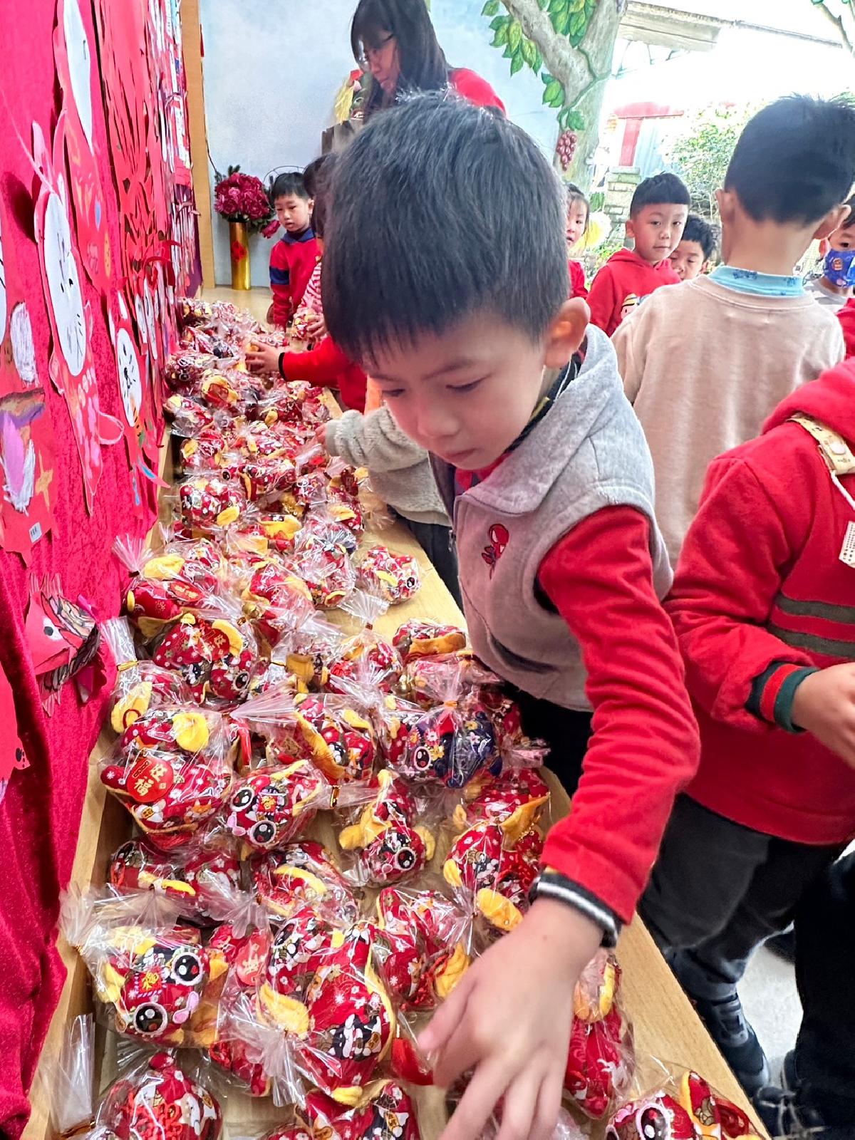 112-1-19~園慶+拜年 (25) 112-1-19~園慶+拜年 (25)