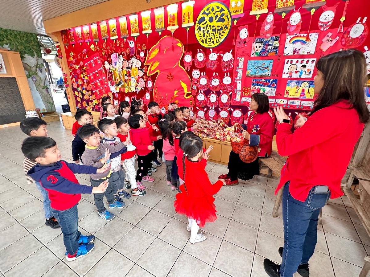 112-1-19~園慶+拜年 (58) 112-1-19~園慶+拜年 (58)