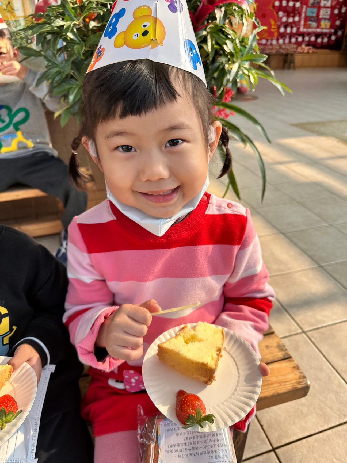 112-1-19~園慶+拜年 (72) 112-1-19~園慶+拜年 (72)