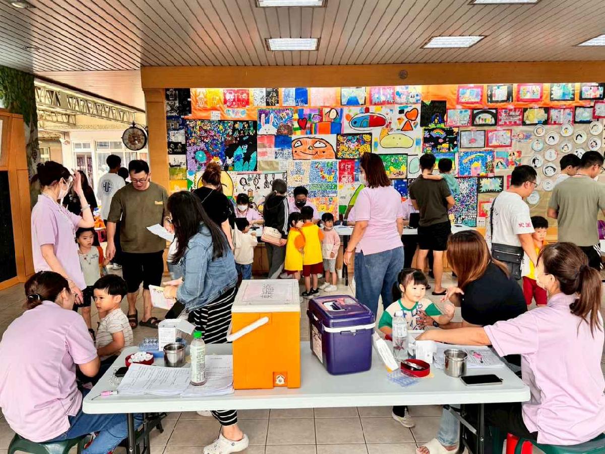 114-10-30-施打流感疫苗花絮 114-10-30-施打流感疫苗花絮