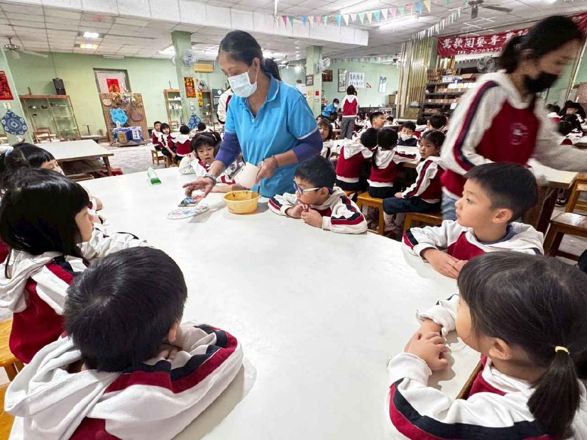 戶外教學～鶯歌之旅 (18)