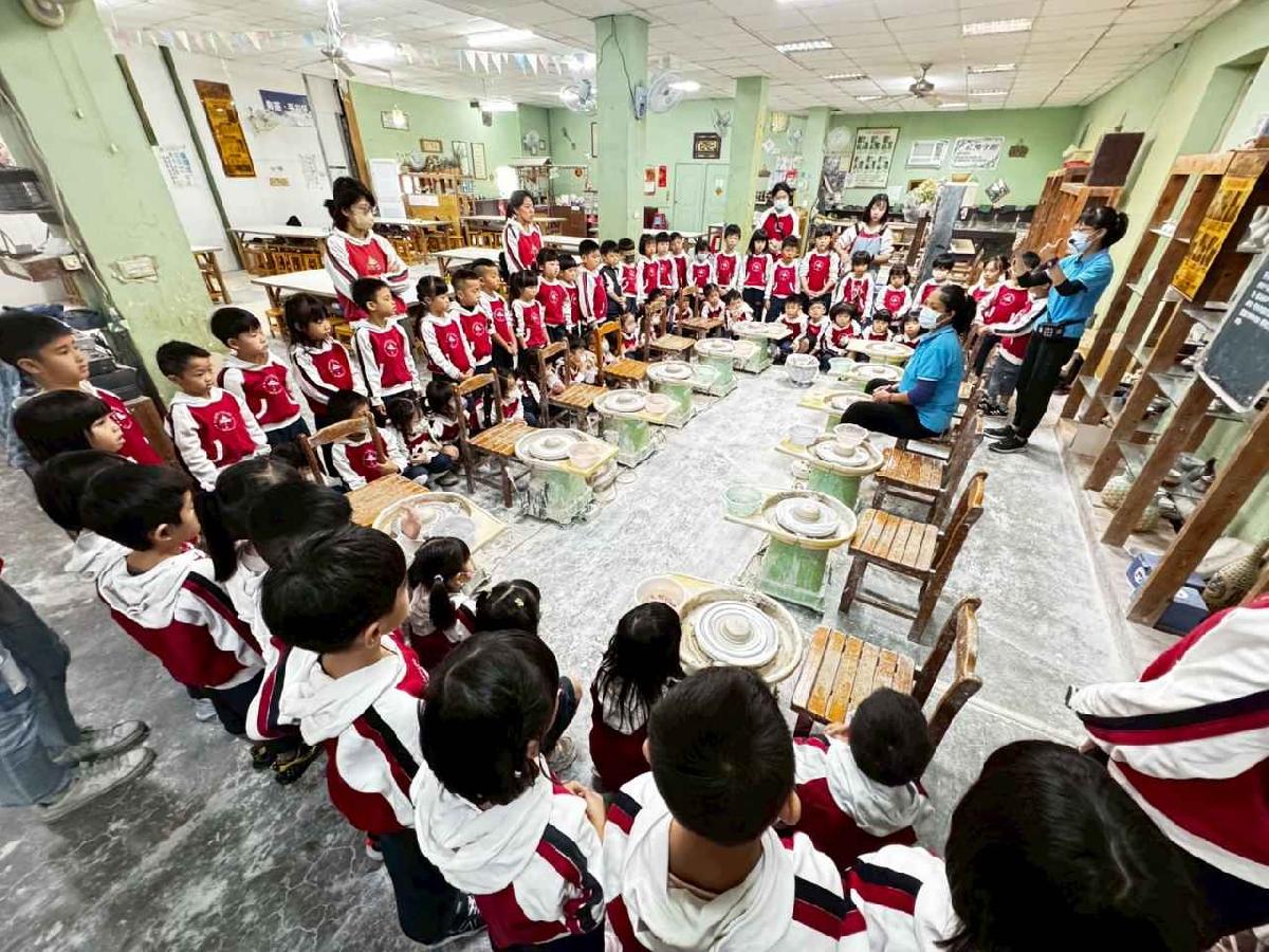 戶外教學～鶯歌之旅 (30)