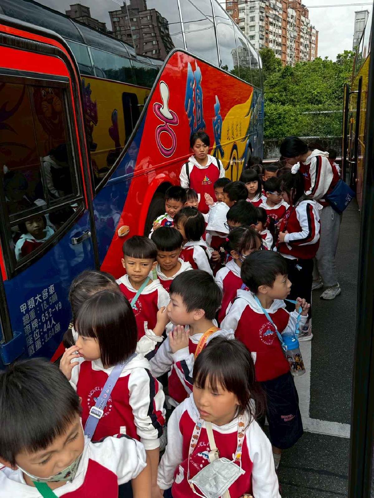 戶外教學～鶯歌之旅 (80)