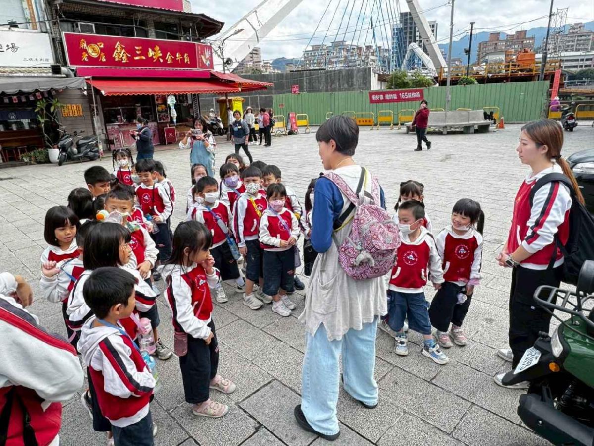 戶外教學～鶯歌之旅 (85)