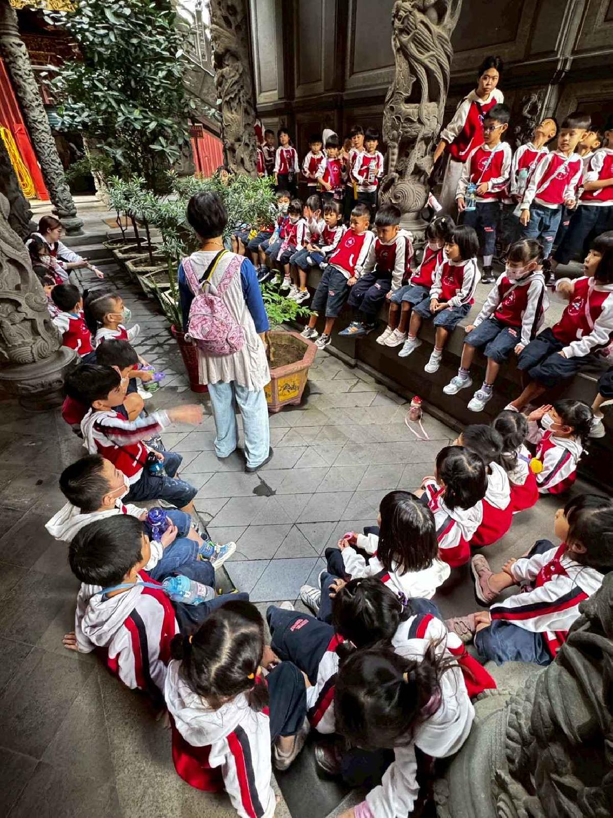 戶外教學～鶯歌之旅 (136)