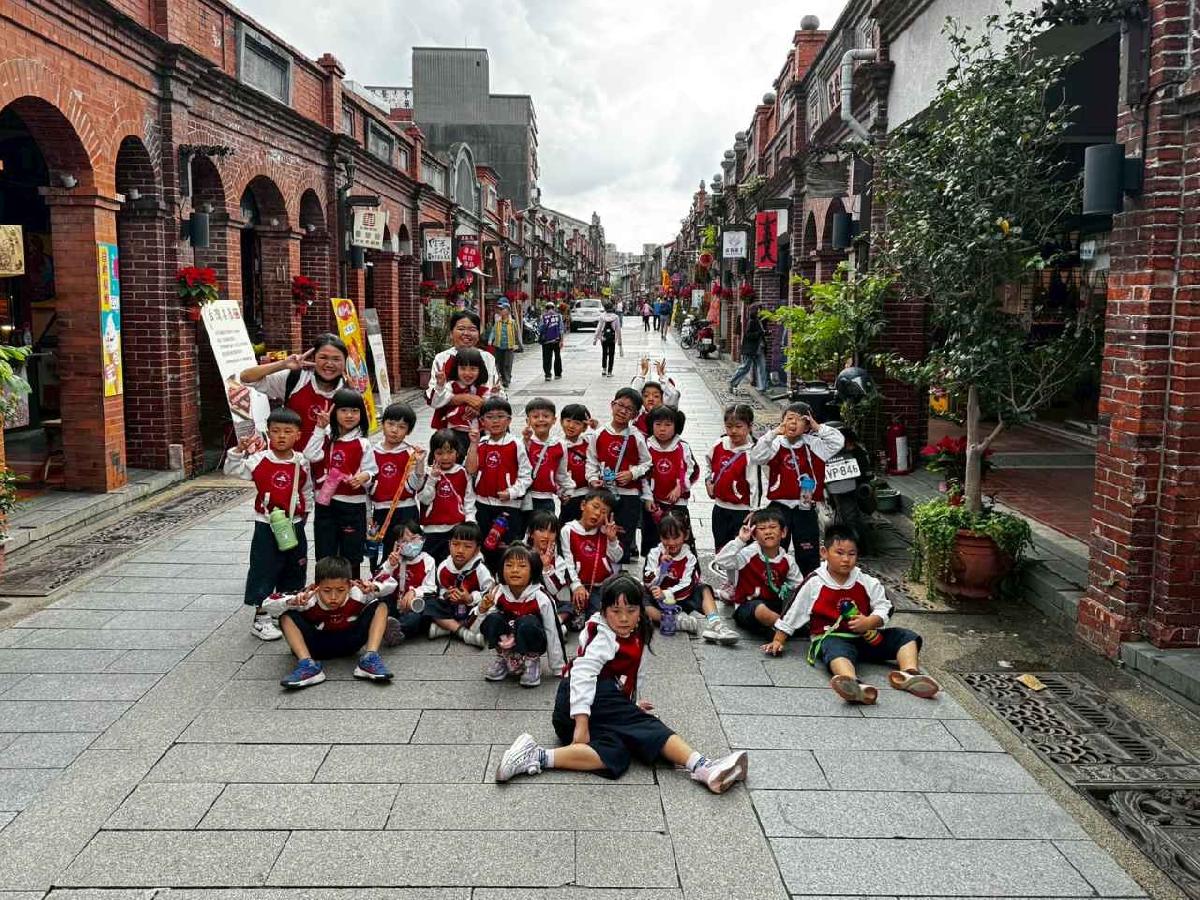 戶外教學～鶯歌之旅 (147)