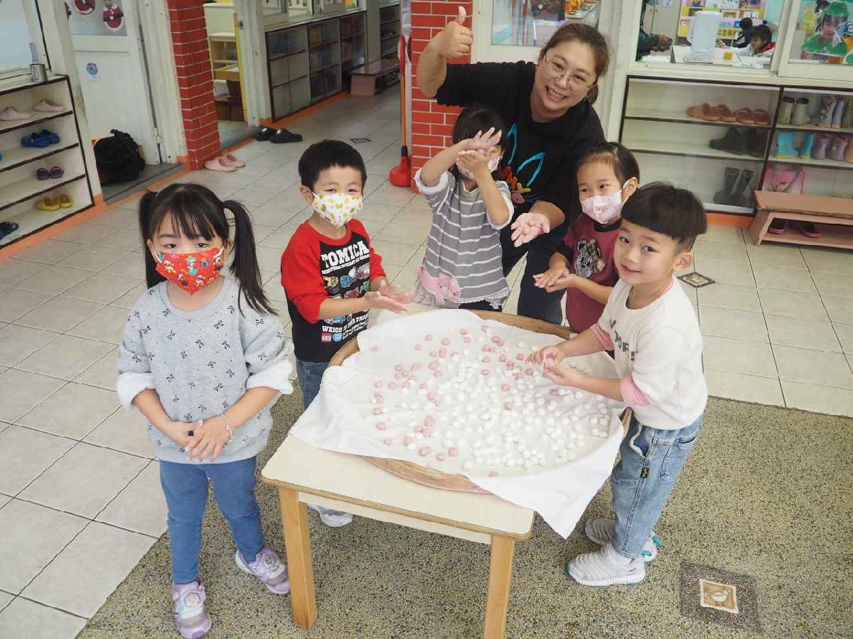 冬至搓湯圓 (24)