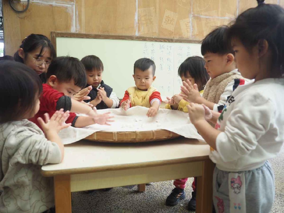 冬至搓湯圓 (105)