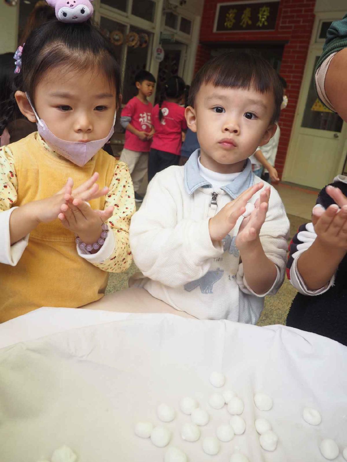 冬至搓湯圓 (115)