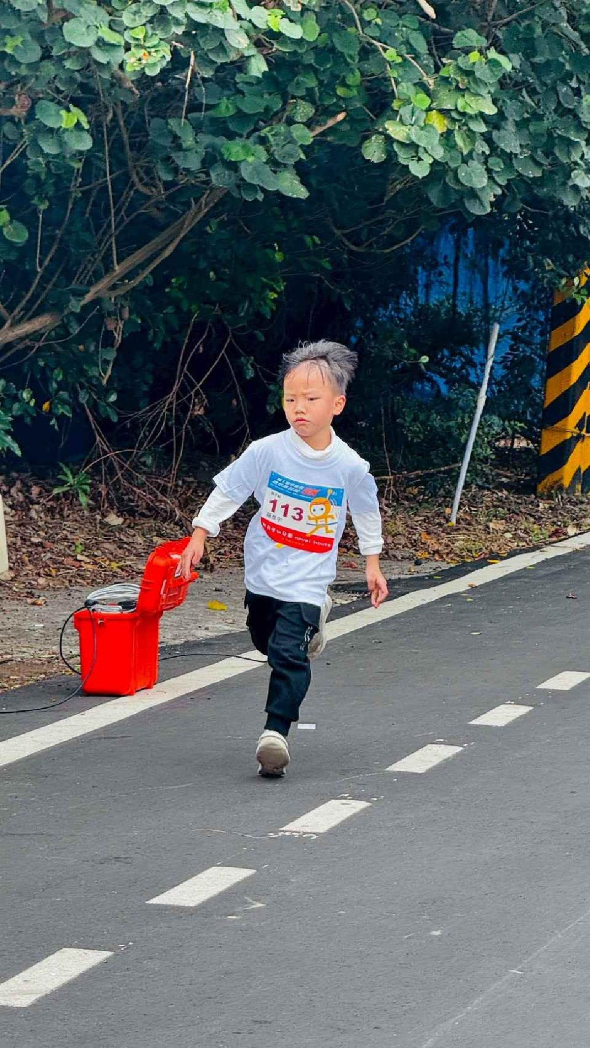 第一屆宇宙盃路跑 (37)