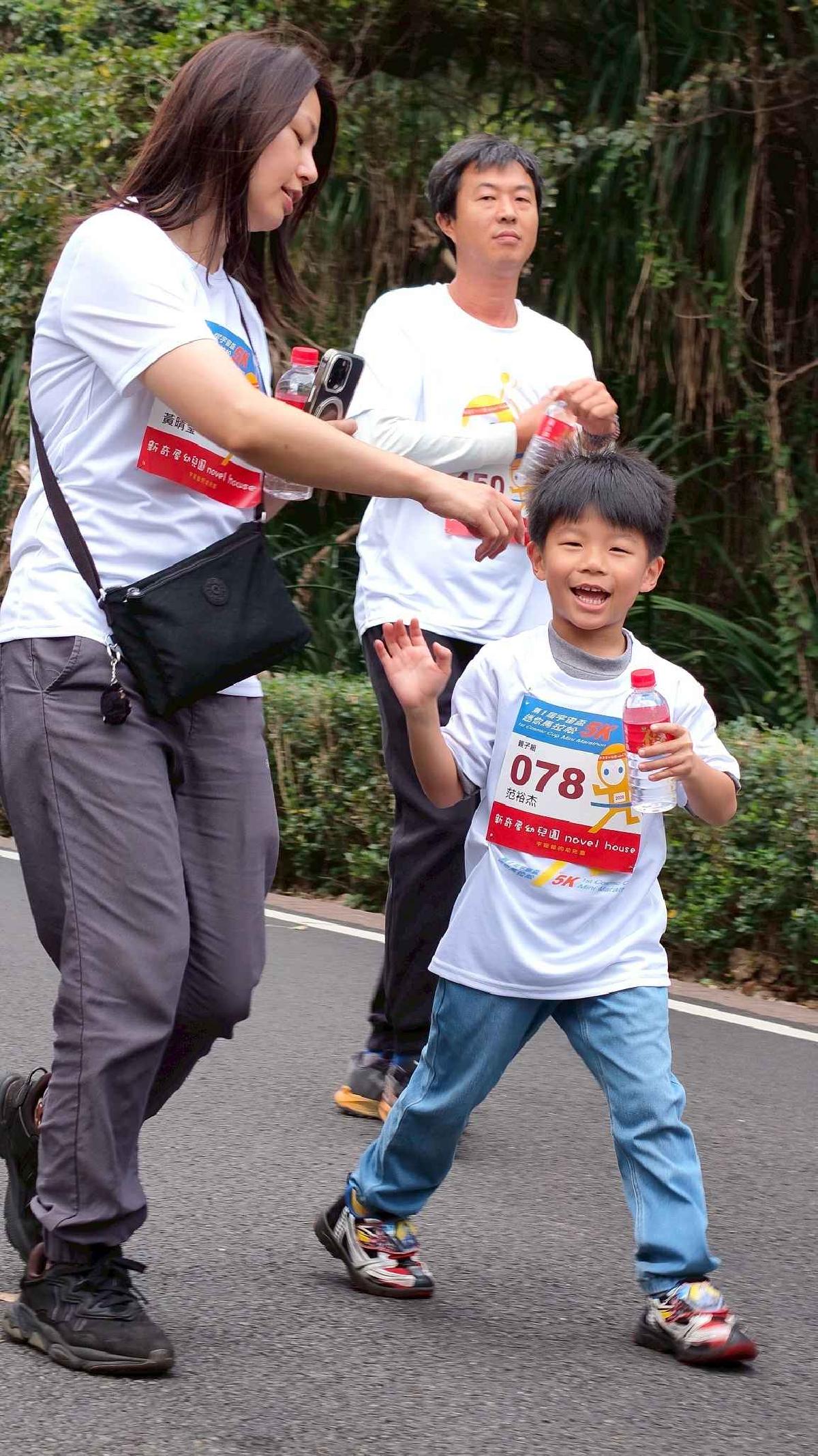 第一屆宇宙盃迷你馬拉松花絮4 (106)