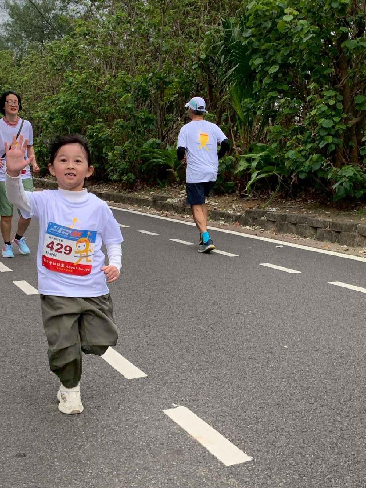 第一屆宇宙盃迷你馬拉松花絮4 (520)