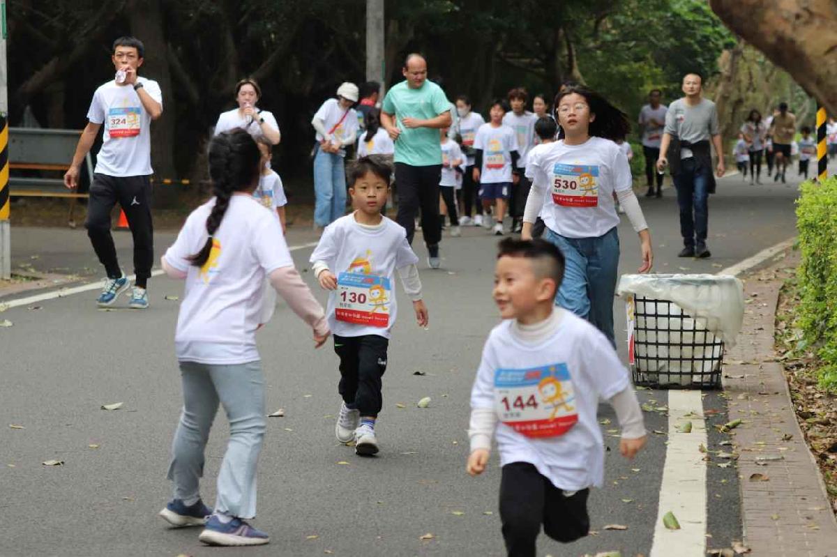 第一屆宇宙盃迷你馬拉松花絮5 (13)