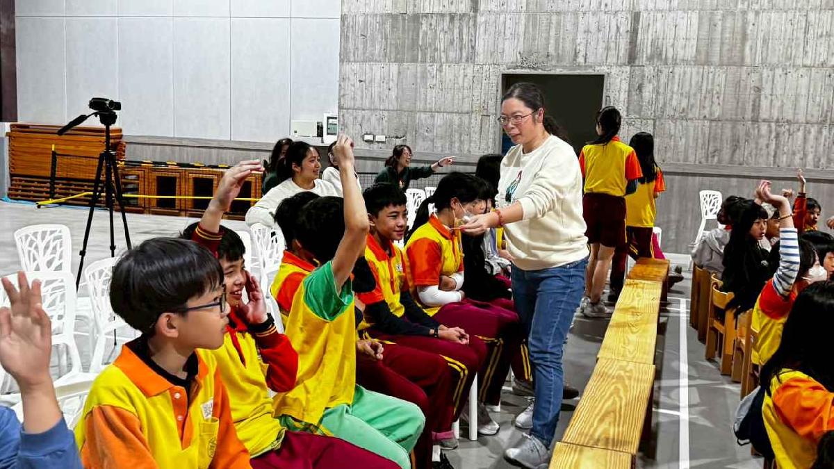 歡慶兒童節欣賞「九歌兒童劇團」花絮1 (200)