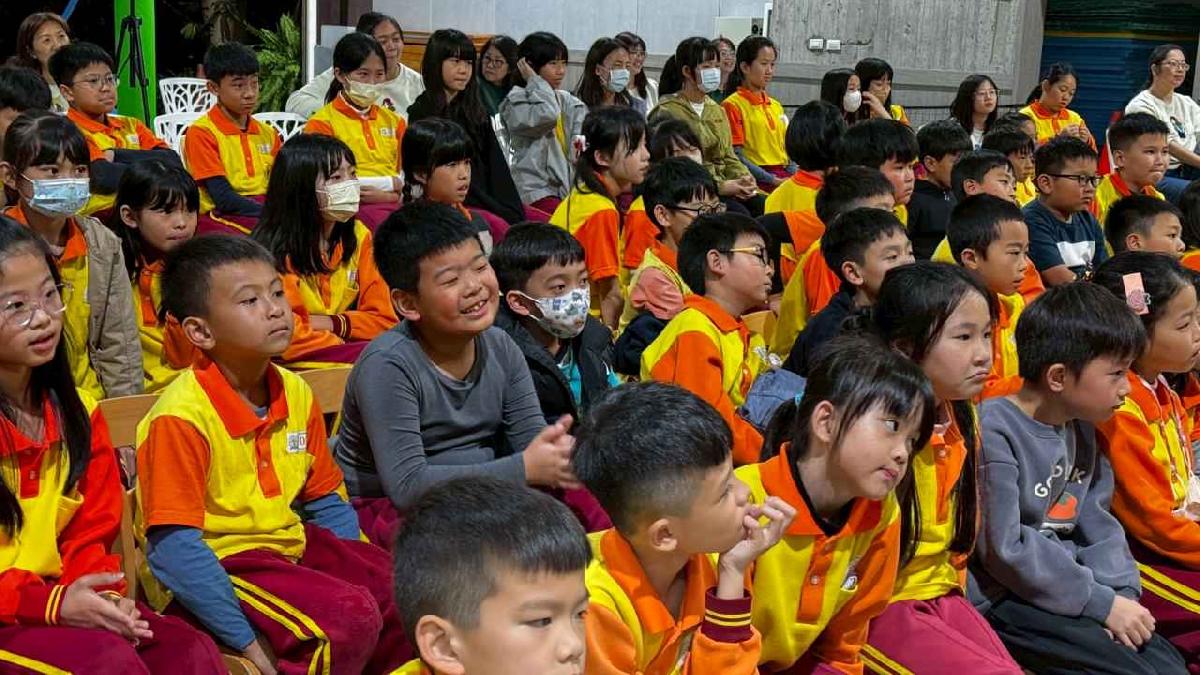 歡慶兒童節欣賞「九歌兒童劇團」花絮1 (220)