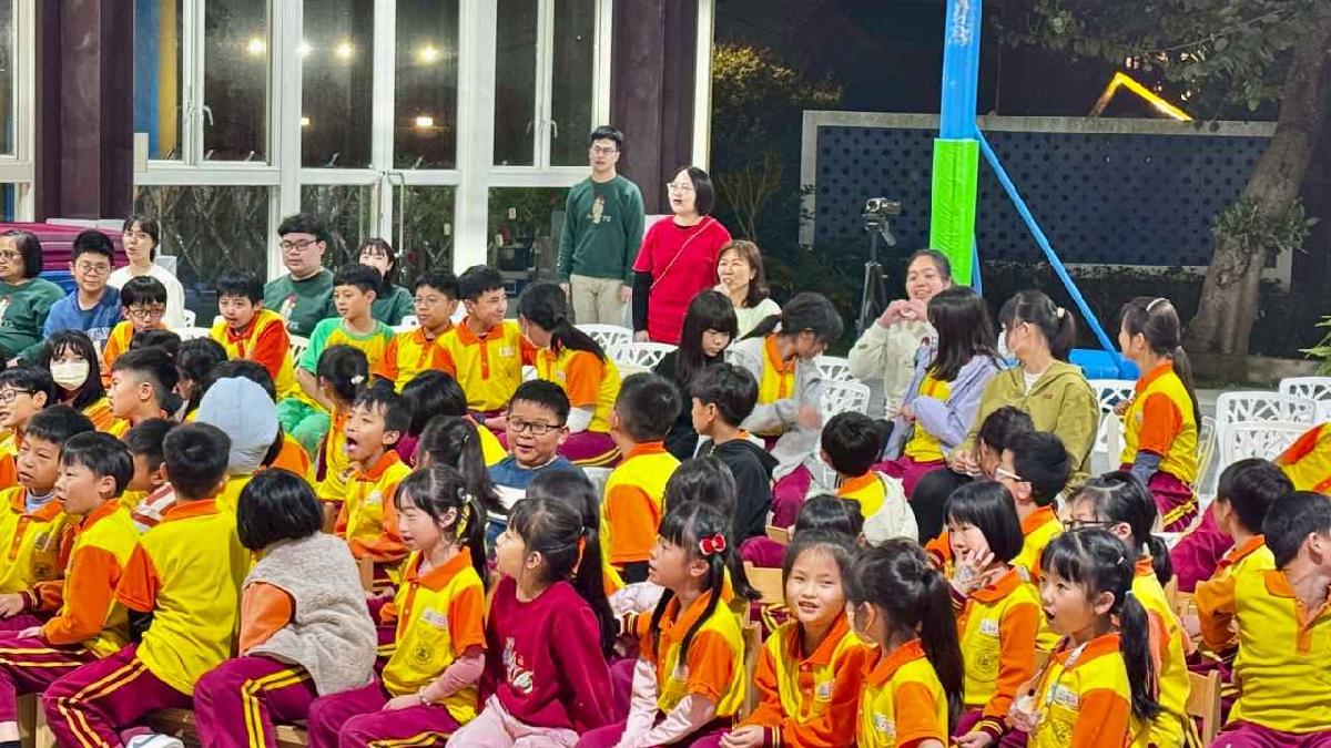 歡慶兒童節欣賞「九歌兒童劇團」花絮1 (240)