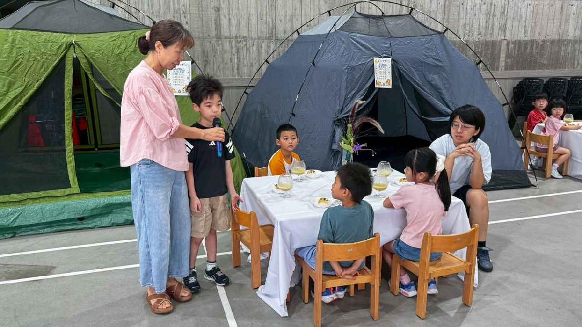 夜宿-早餐、放學囉 (8)