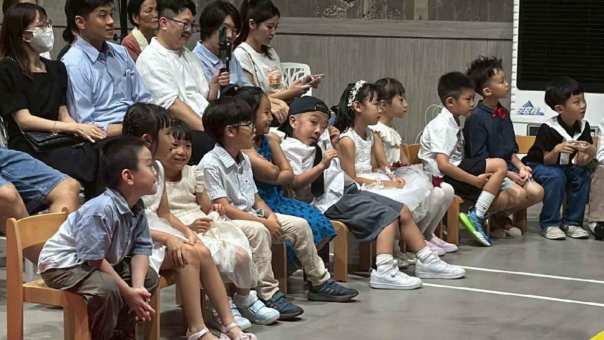 line_album_畢典_260623_52