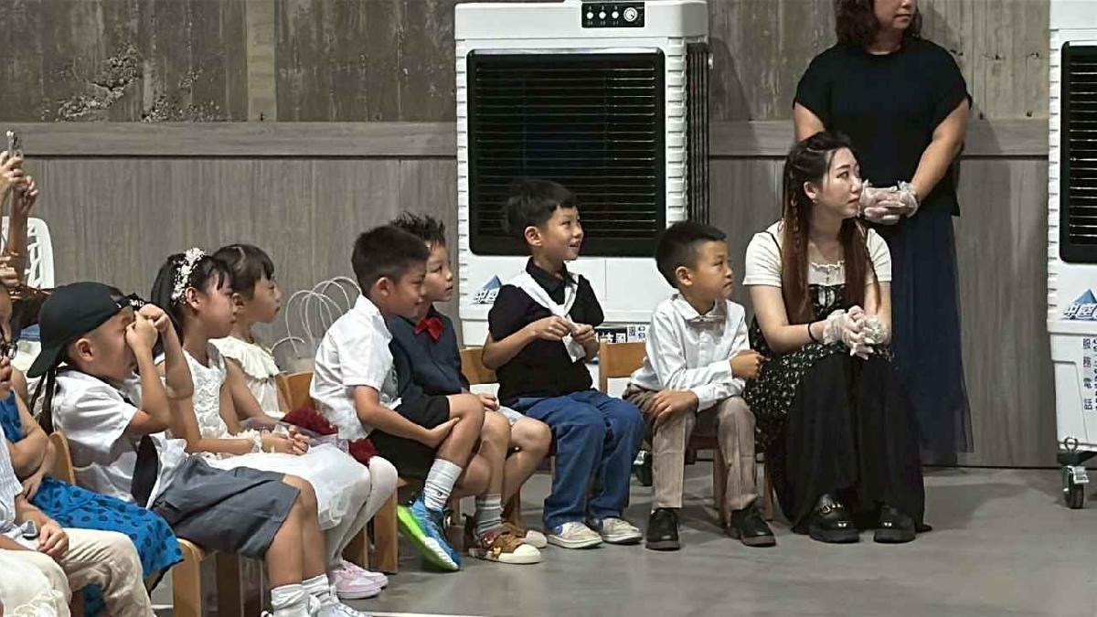 line_album_畢典_260623_54