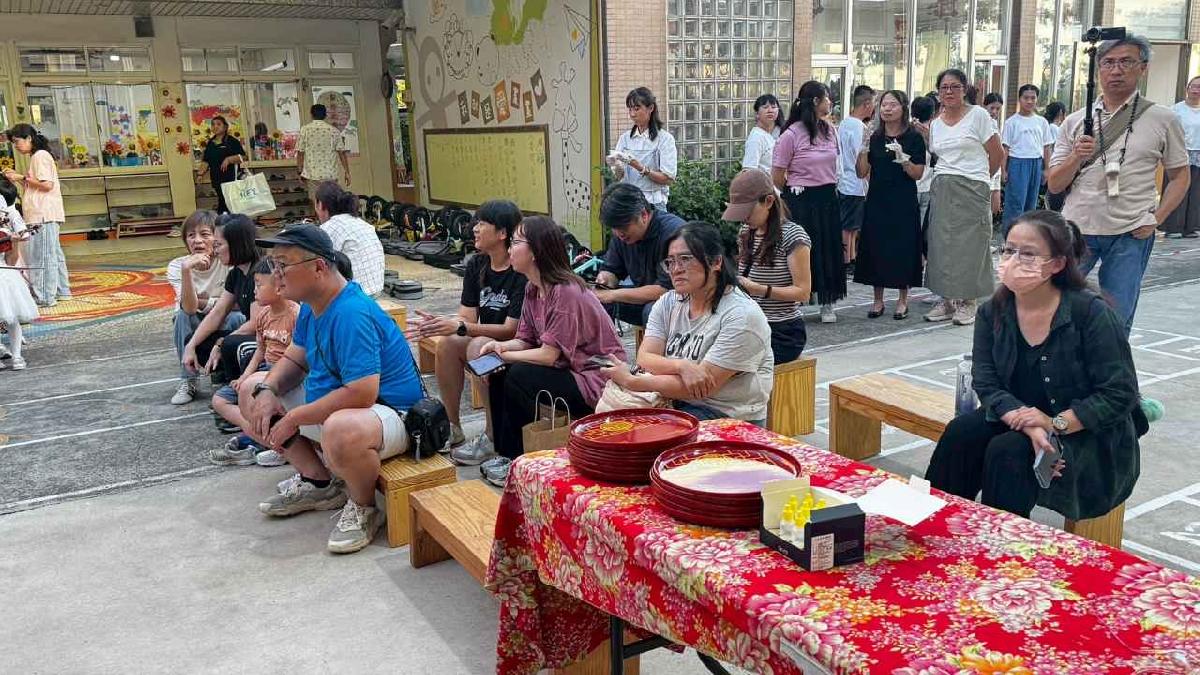 line_album_畢典_260623_170