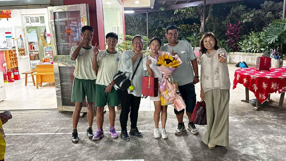 line_album_畢典_260623_207