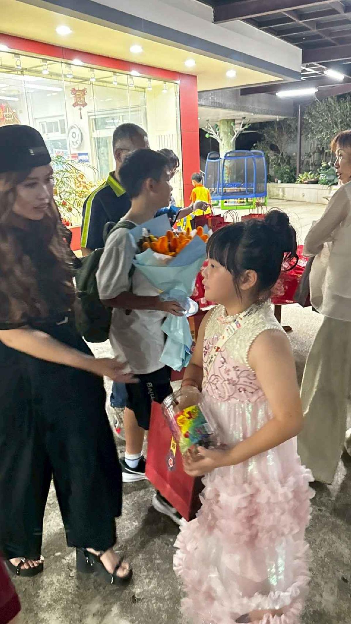 line_album_畢典_260623_230