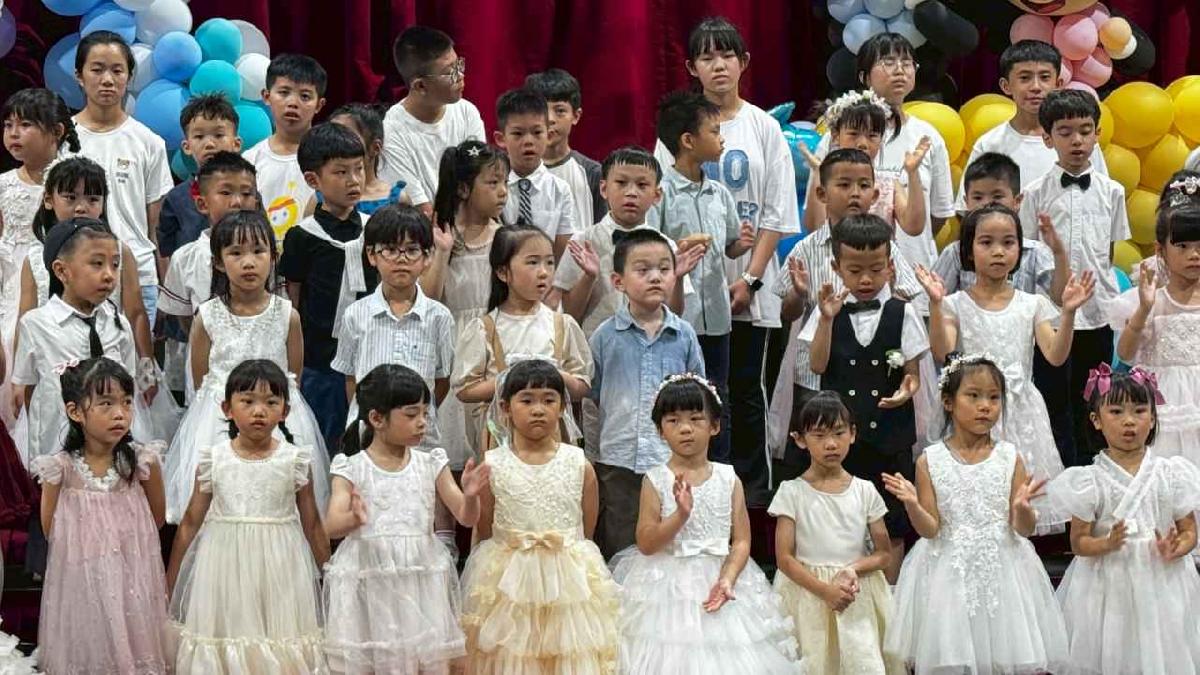 line_album_畢典_260623_296