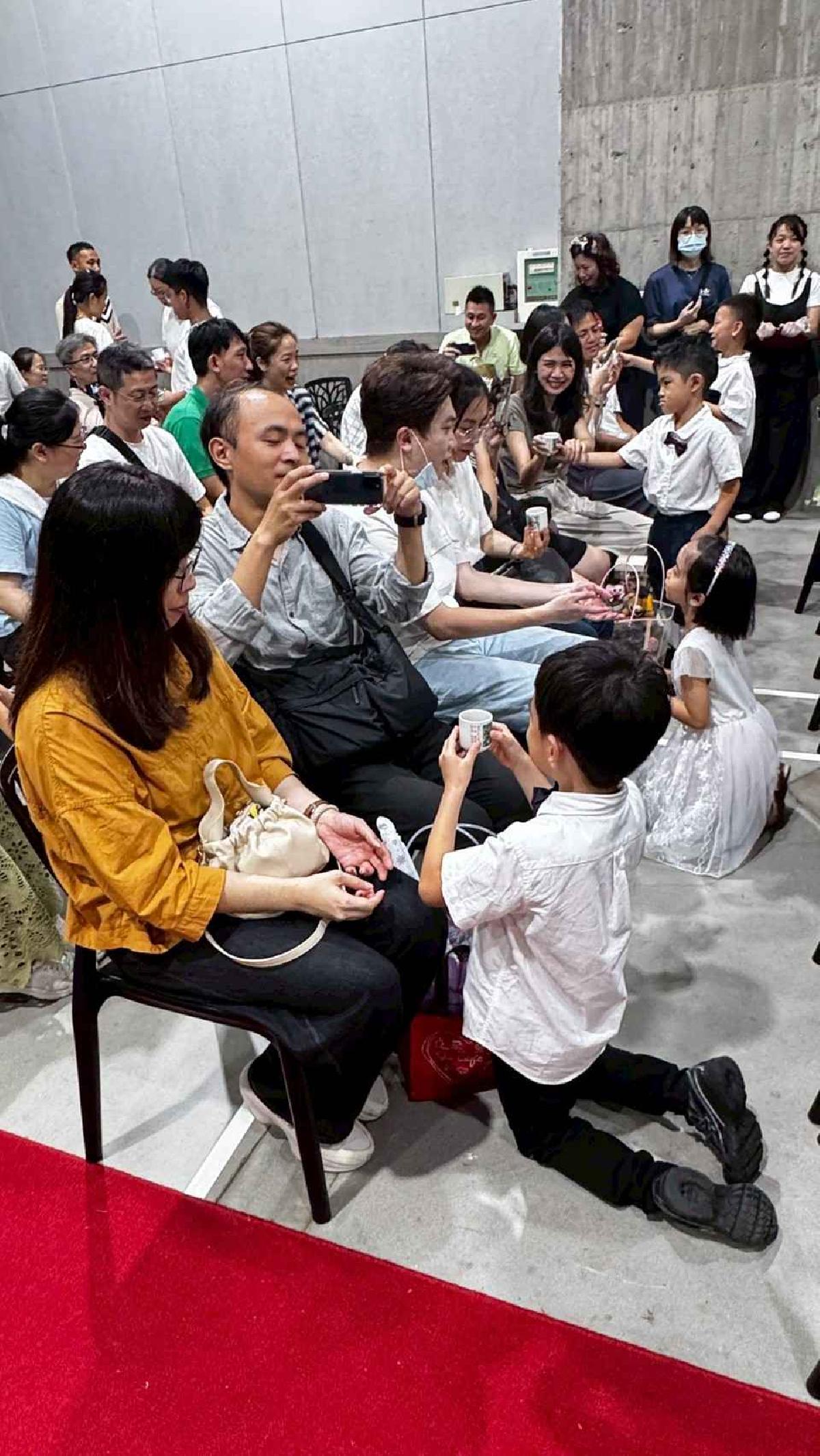 line_album_畢典_260623_326