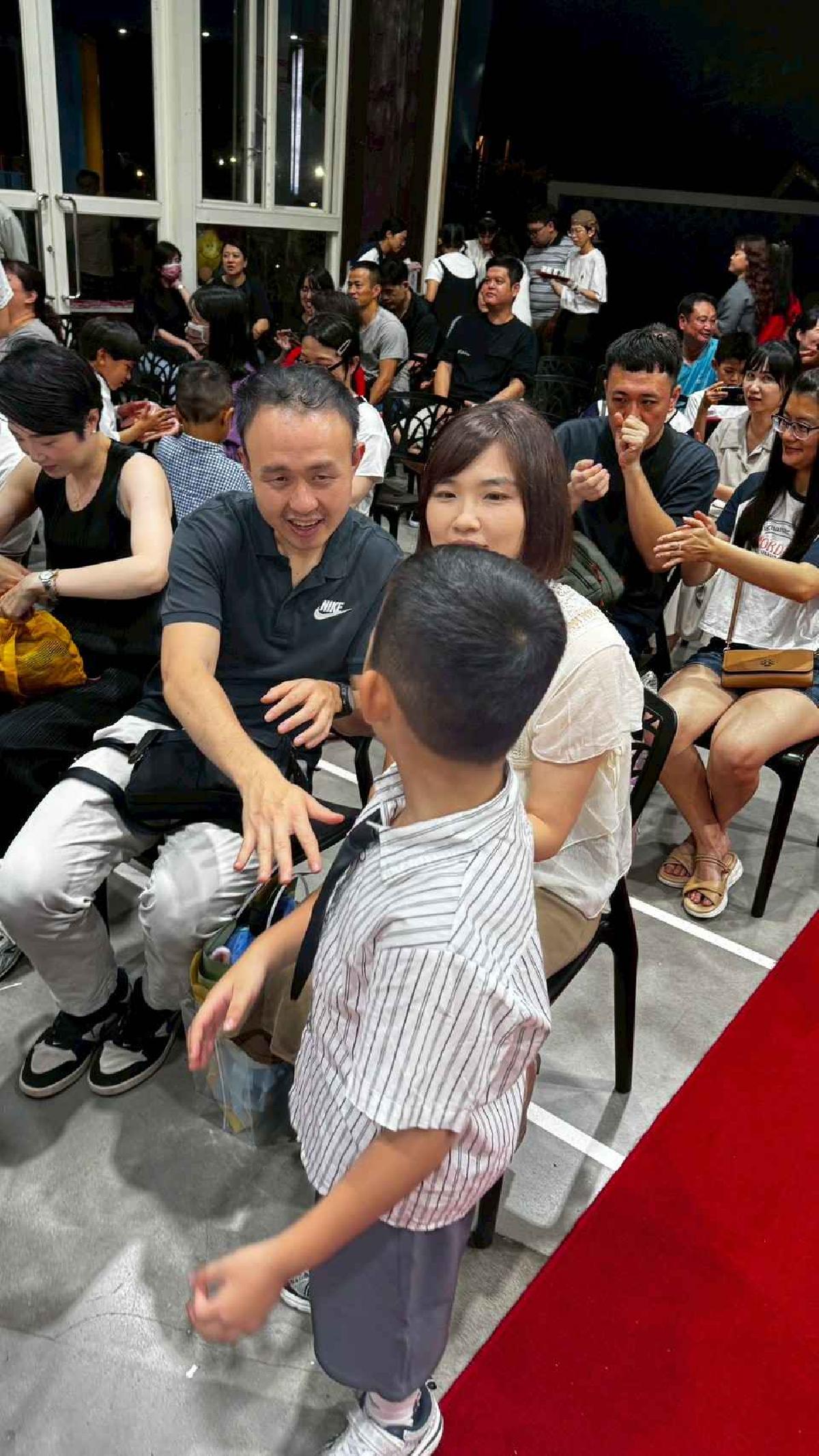line_album_畢典_260623_358