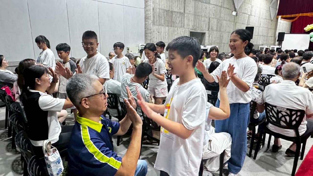 line_album_畢典_260623_373