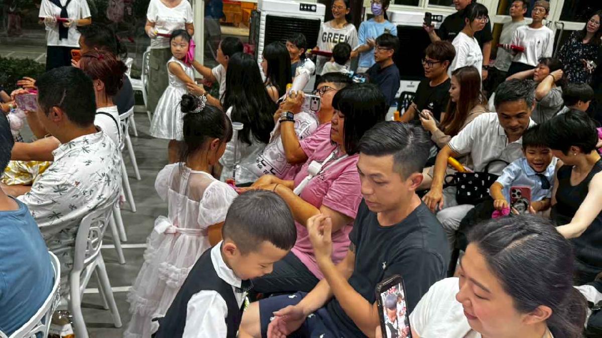 line_album_畢典_260623_381