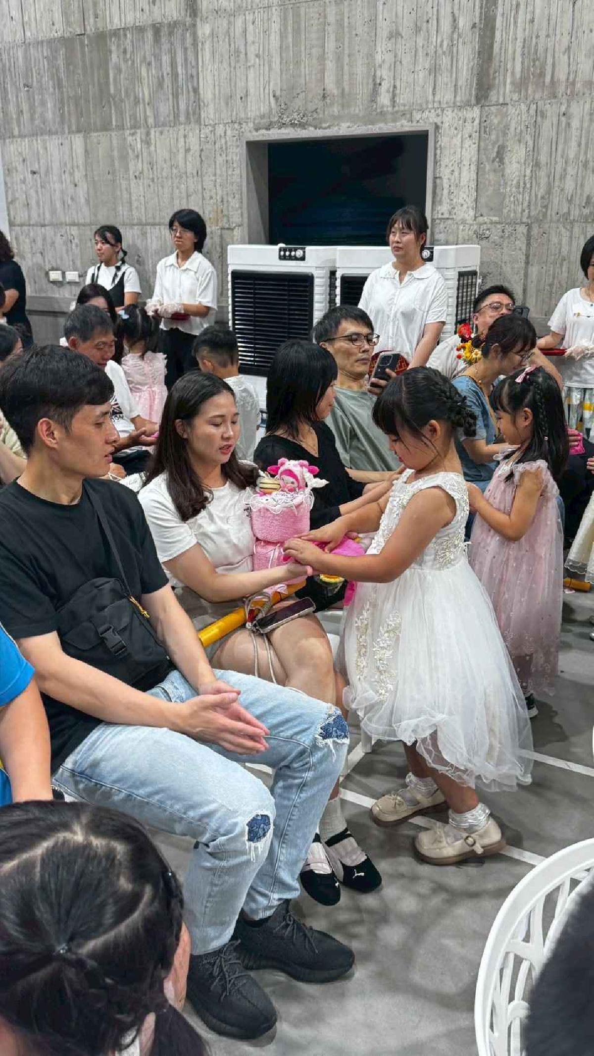 line_album_畢典_260623_385