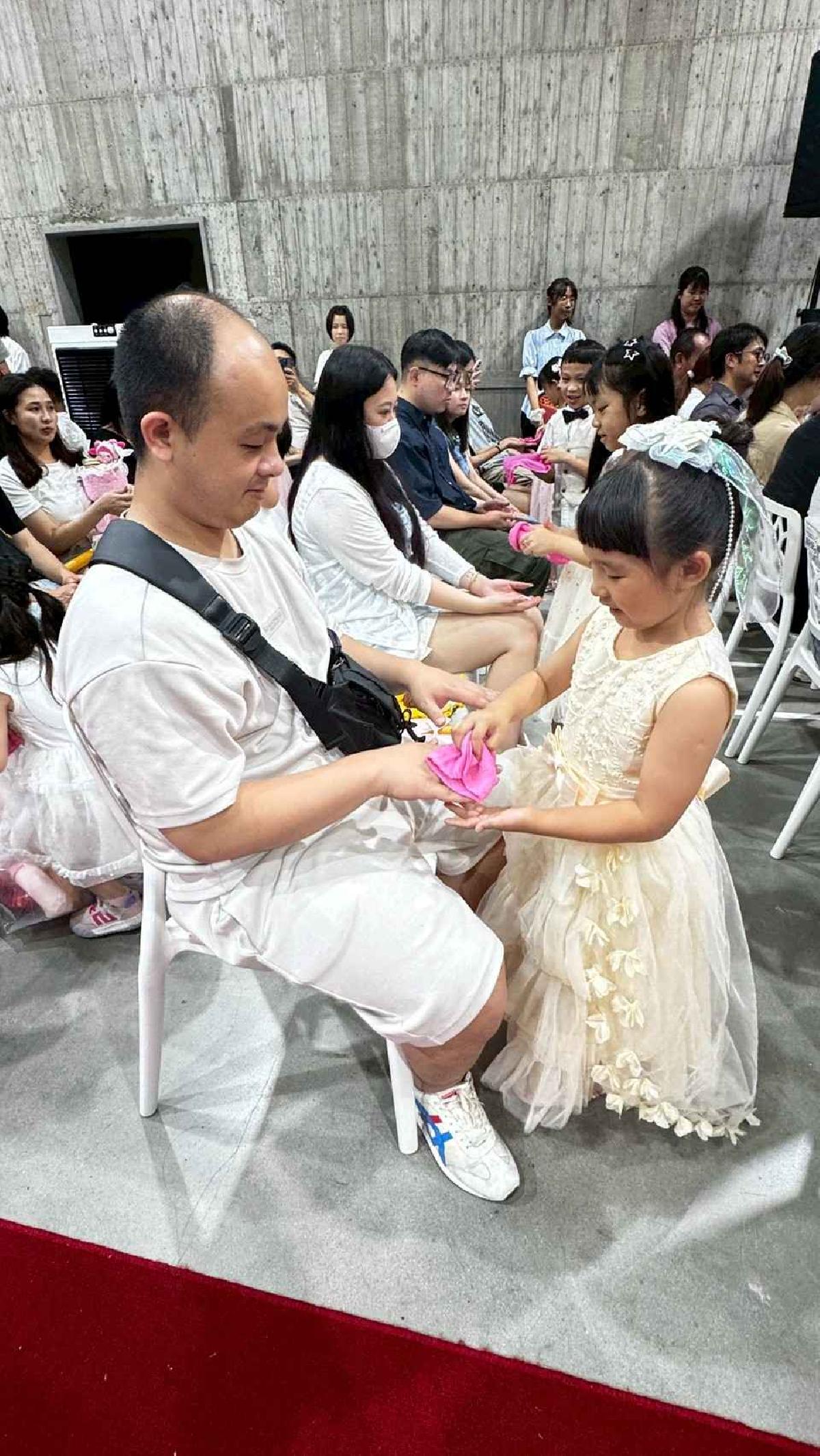 line_album_畢典_260623_388