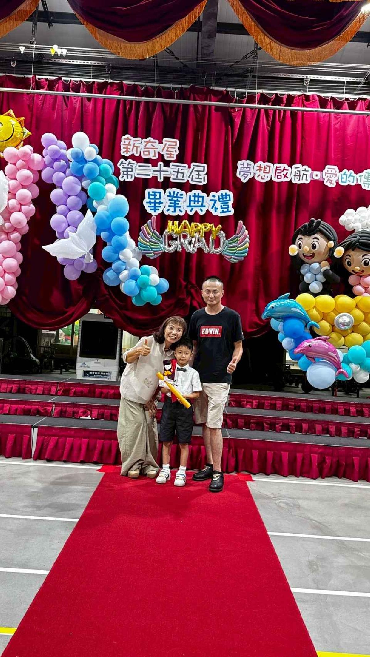 line_album_畢典_260623_422