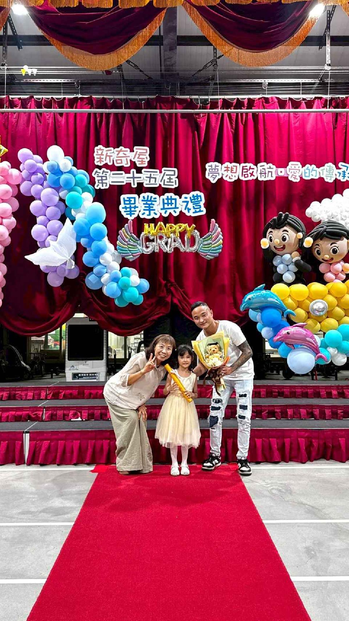 line_album_畢典_260623_431