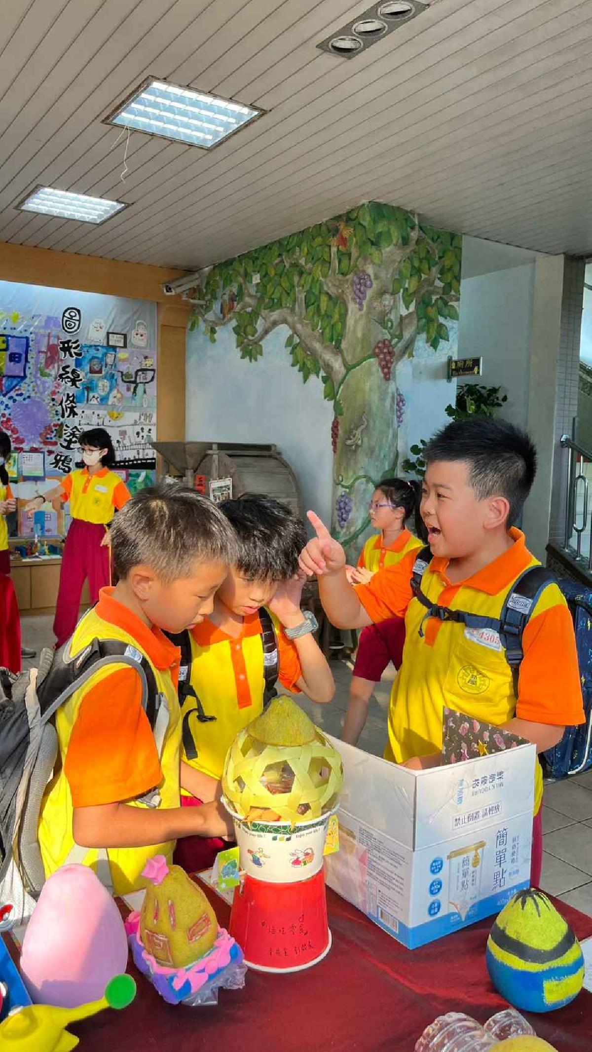 line_album_115-9-22-柚子投票花絮_260923_18