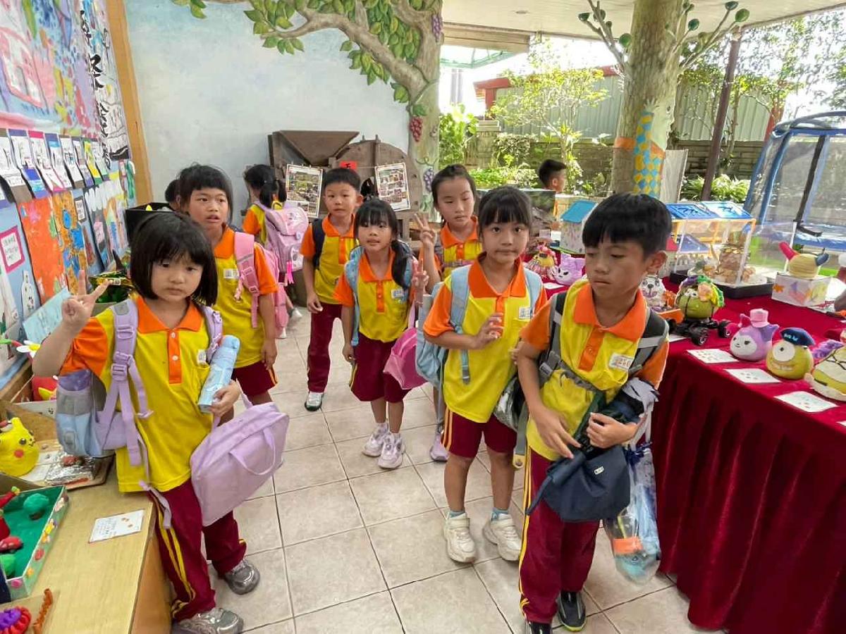 line_album_115-9-22-柚子投票花絮_260923_39