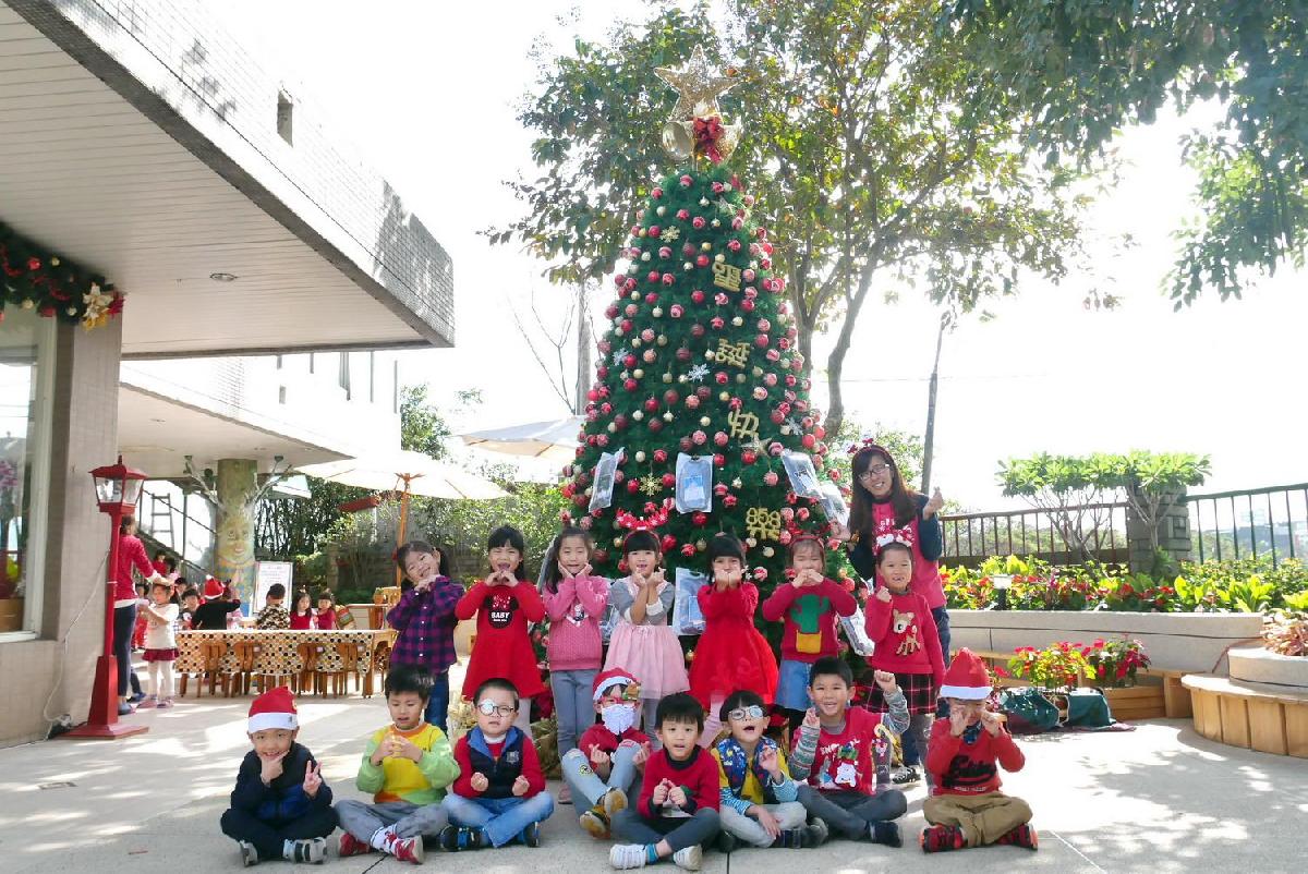 108-12-25~聖誕節花絮 108-12-25~聖誕節花絮