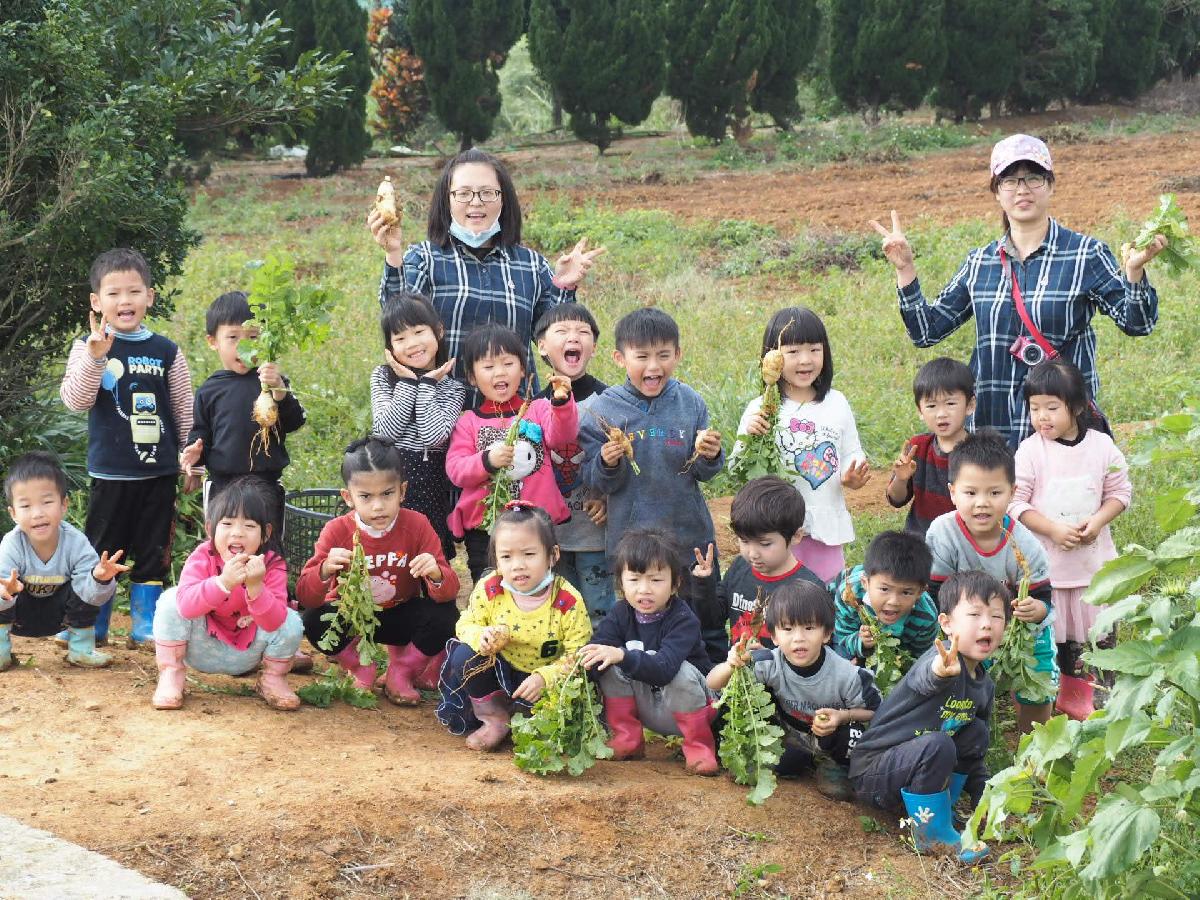 109-1-3~田園樂-拔蘿蔔趣 109-1-3~田園樂-拔蘿蔔趣
