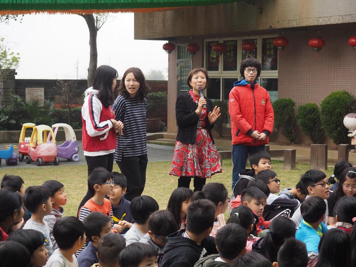 109-1-22~全園拜年囉 109-1-22~全園拜年囉