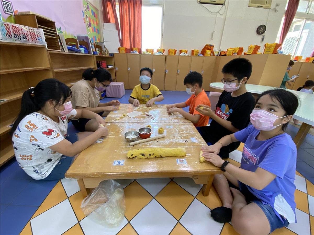 祖父母節~小朋友手作南瓜饅頭 (100) 祖父母節~小朋友手作南瓜饅頭 (100)