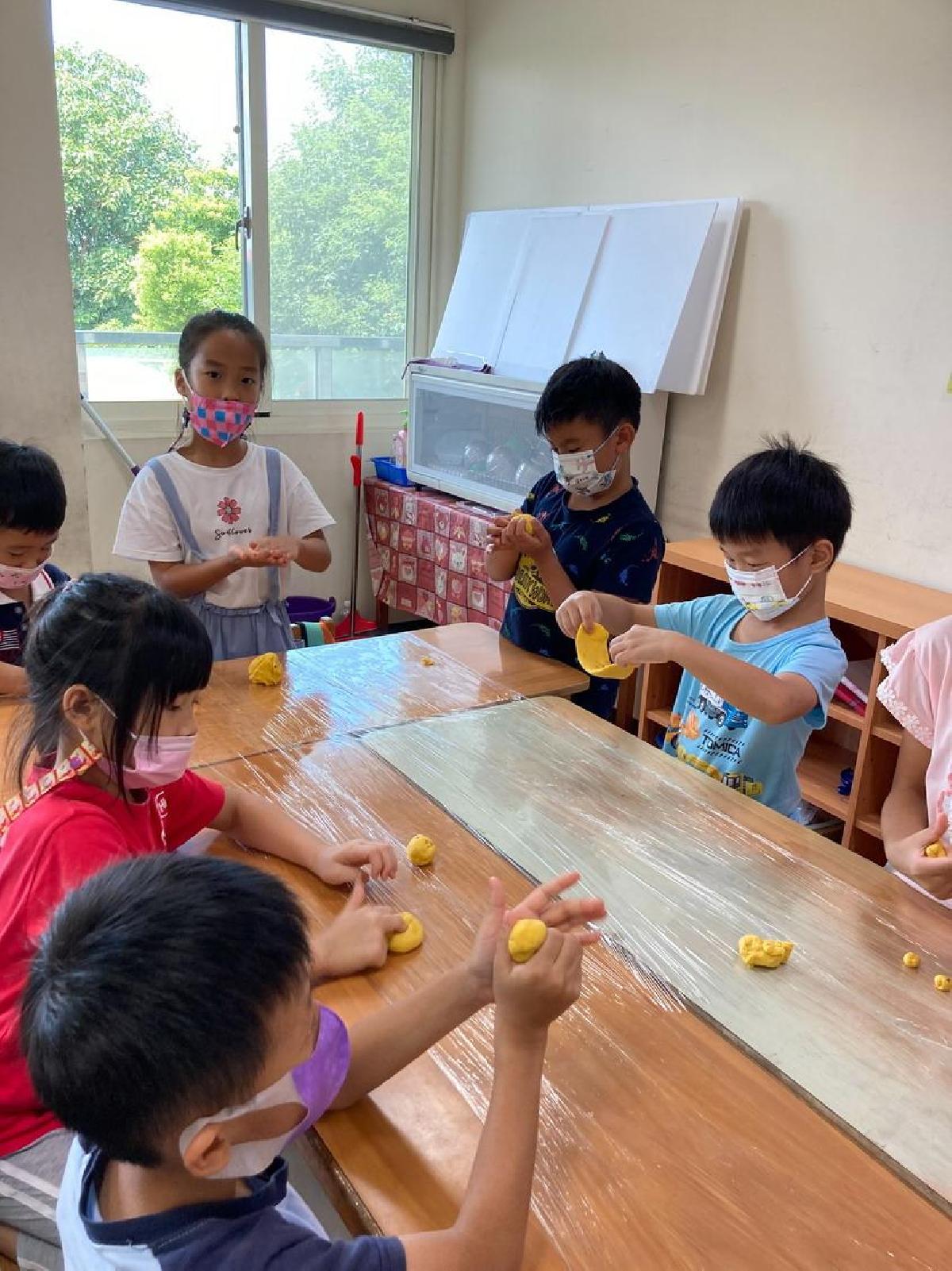 祖父母節~小朋友手作南瓜饅頭 (109) 祖父母節~小朋友手作南瓜饅頭 (109)